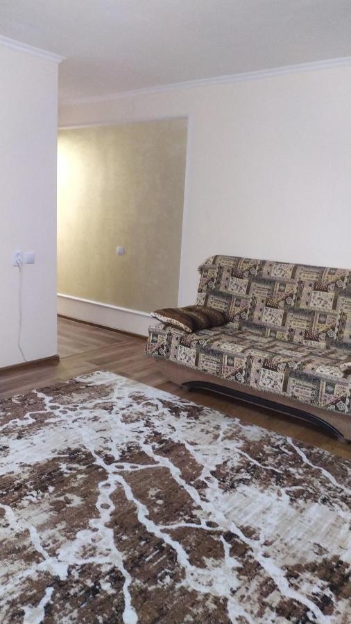 Квартира На Айманова Тимирязева Almatý Exterior foto